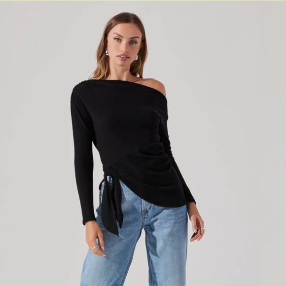 Astr Sweaters - ASTR the label Asymmetrical Off Shoulder Tie Knit Top